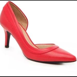 Abella Sayin d’ Ordsay red high heel shoes. Size 8
